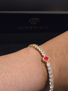 Red Clover Tennis Bracelet (Gold) 4MM